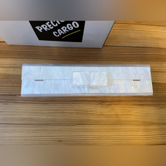 Rae of Light Bride to Be Pearl White Acrylic Handbag - Picture 4 of 7